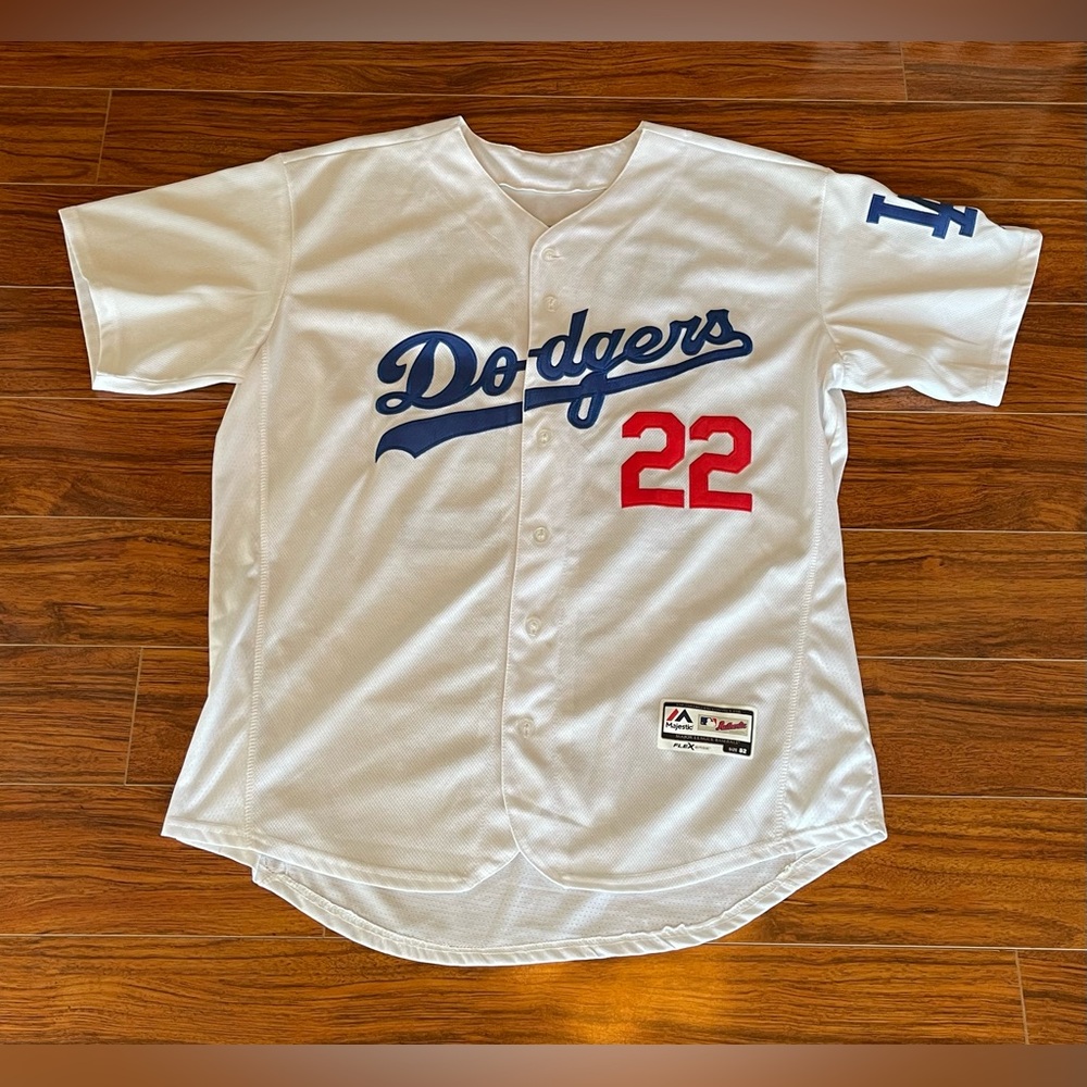 Dodgers Baseball Jersey - #22 Kershaw - Size: 52